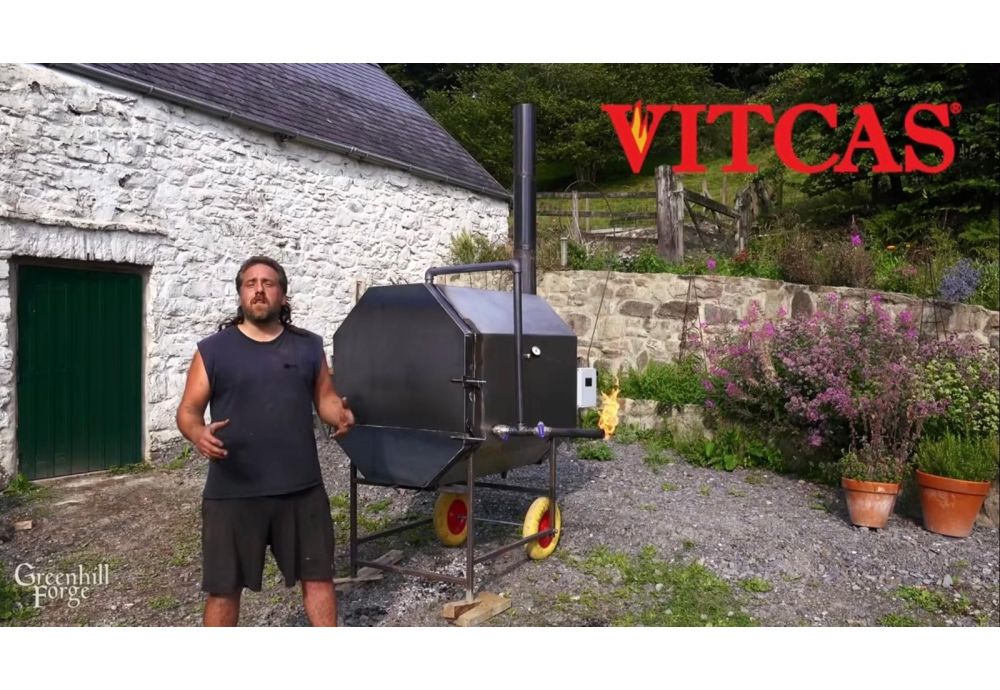 Vitcas à l’honneur dans la construction d’un gazogène à bois pour énergie hors réseau sur YouTube